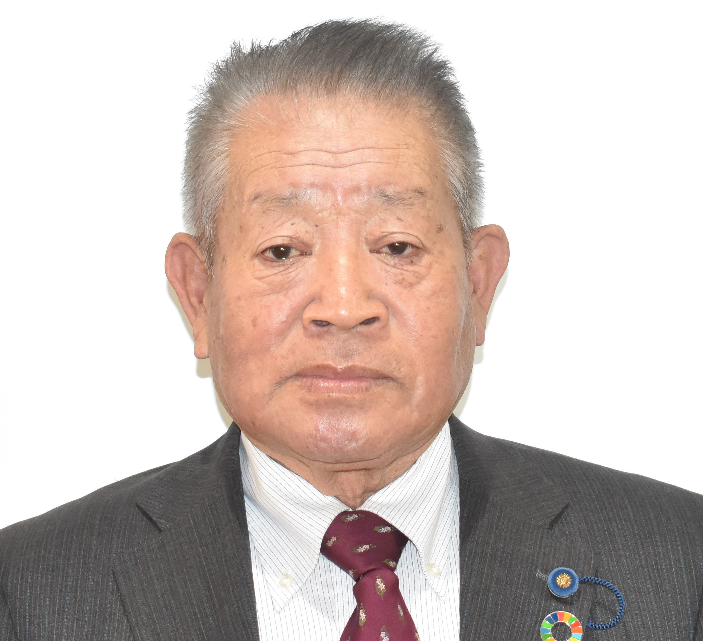 奥 尾 周 二